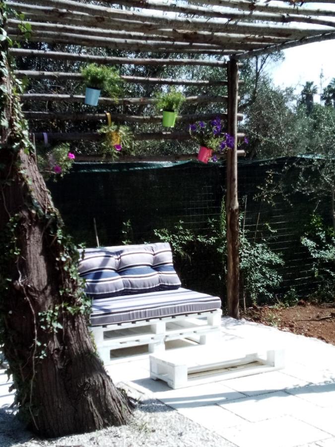 I Fichi Bianchi Bed & Breakfast Cutrofiano Exterior photo
